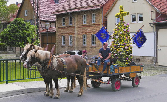 Frau Holle segnet die Fluren